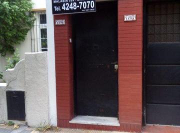 Departamento · 65m² · 3 Dormitorios · Dpto Tipo Casa 1 Cuadra de Avda Hipólito Yrigoyen