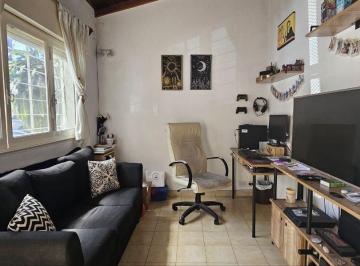 Casa · 37m² · 2 Ambientes · Venta PH 2 Amb con Patio en Bouchard y España, Olivos