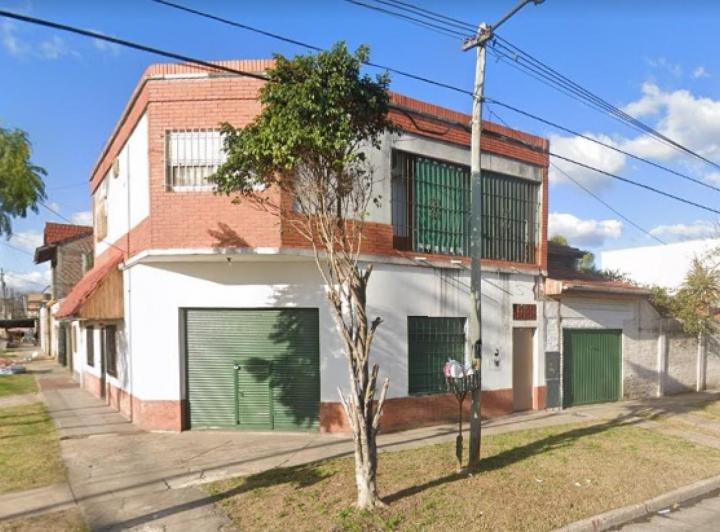 Casa · 70m² · 3 Ambientes · 1 Cochera