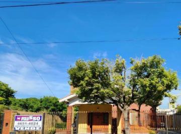 RUS-RUS-5895_2 · Venta Casa 3 Ambientes San Justo - con Cochera y Jardin