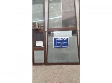 Local comercial · 18m² · 2 Ambientes · Farias&farias Vendo Local en Cerro de Las Rosas