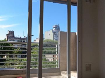 Departamento de 1 ambiente, Villa Luro · alquilo:"Monoambiente Dividido de Forma Perfecta en Av Rivadavia 9000