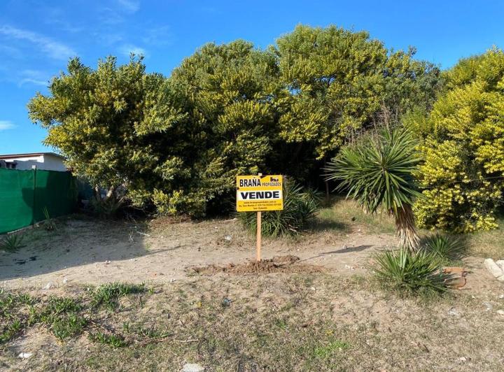 Terreno · 384m²