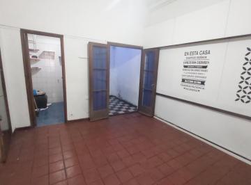 Local comercial · 50m² · 2 Ambientes · Local + Departamento 2 Amb Chico Planta Baja con Patio
