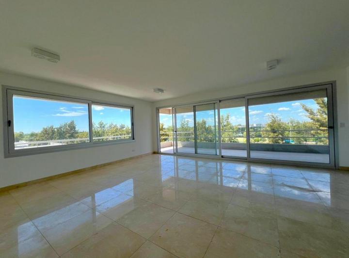 Departamento · 150m² · 2 Cocheras