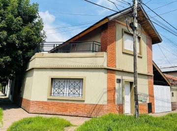 KNK-KNK-4224_2 · Oportunidad Venta Casa 4 Ambientes en Castelar Norte