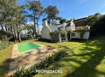Foto1 · Casa en Venta y Alquiler de Verano en Aidy Grill a 300 m de La Playa - 3 Dorm. + Dependen