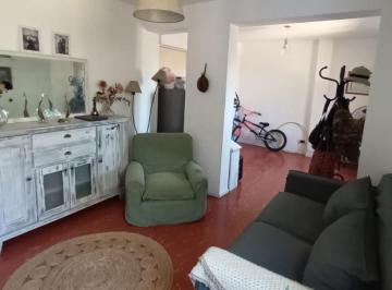 Departamento · 90m² · 5 Ambientes · Departamento Tipo Duplex - Muy Buen Estado