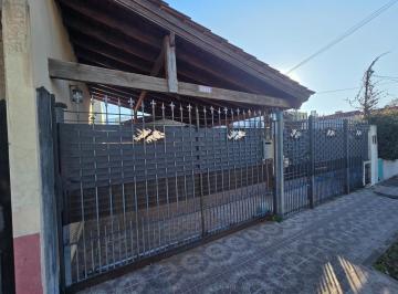 Casa · 90m² · 3 Ambientes · 1 Cochera · Chalet 3 Amb C/cochera y Fondo en Quilmes!