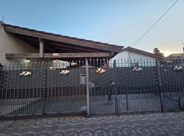 Casa · 90m² · 3 Ambientes · 1 Cochera · Chalet 3 Amb C/cochera y Fondo en Quilmes!