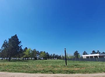 Terreno · 2400m² · Rbs. Gran Lote Interno/esquina en Barrio Las Hojas, Marcos Paz!