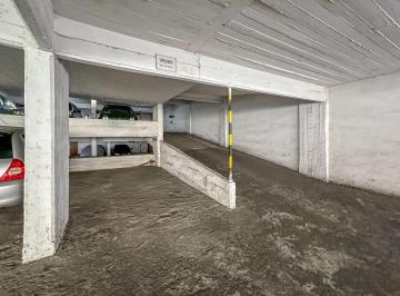 Garage · 13m² · 1 Cochera · Cochera - Tucuman 1445