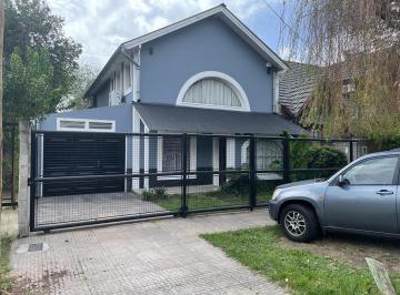 Casa · 200m² · 4 Ambientes · 2 Cocheras · Ituzaingo Norte Venta Chalet 3 Dorm. y Parque