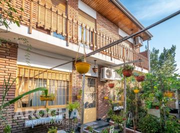 PH · 74m² · 3 Ambientes · PH en Urquiza 50 Quilmes Oeste
