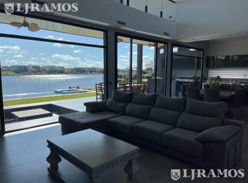 Casa · 420m² · 7 Ambientes · 2 Cocheras · Casa en Vistas - Puertos - Escobar