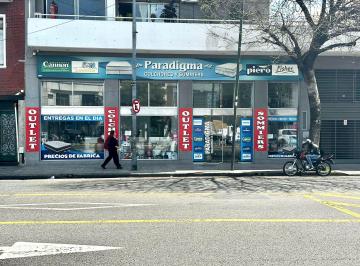 Local comercial , Parque Patricios · Local Doble Altura con Entrepiso