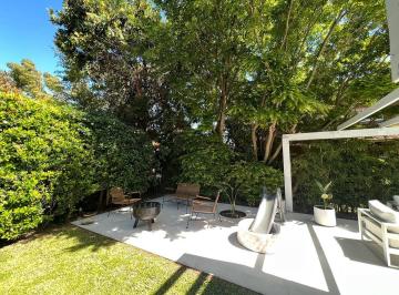 Casa · 120m² · 4 Ambientes · Casa en Alquiler de Verano en Campo Chico
