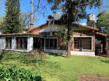 Casa · 140m² · 3 Ambientes · 4 Cocheras · Casa - Villa Santos Tesei