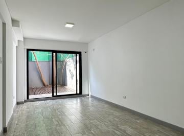 Departamento de 3 ambientes, Rosario · Venta - Monoambiente con Patio a Cuadras de Bv. Oroño Rosario