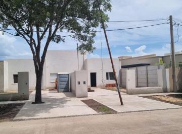 PH · 76m² · 2 Dormitorios · 2 Cocheras · PH en Paseo del Este