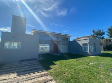 Casa · 180m² · 3 Dormitorios · Costa Esmeralda - Residencial I 559 - Alquiler