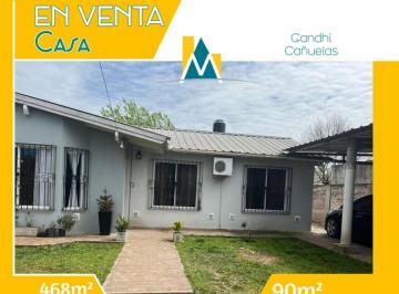 Casa · 90m² · 3 Ambientes · 2 Cocheras · Casa en Venta - Cañuelas