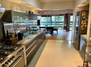 Departamento de 5 ambientes, Floresta · Venta 4 Dorm.. Cochera. Rivadavia y Granaderos. Flores