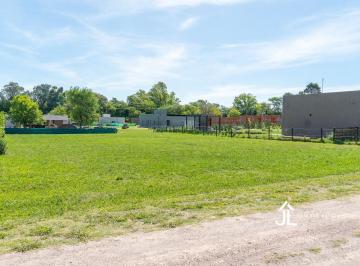 Terreno · 1035m² · Lote en Venta en El Barrio Cerrado Las Calandrias Cardales, Campana.