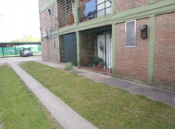 Departamento de 3 ambientes, La Plata · Oportunidad - Inversion - Impecable Departamento Al Frente con Balcon