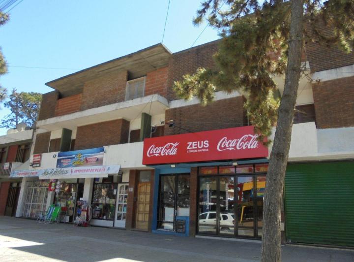 Local comercial · 558m²
