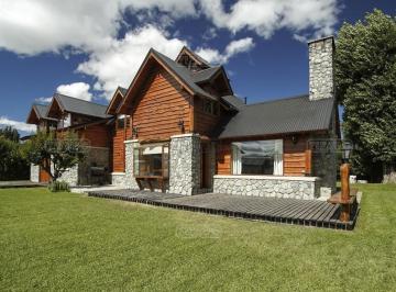 Casa · 230m² · 5 Ambientes · Casa en Venta en Dina Huapi, Bariloche, Patagonia