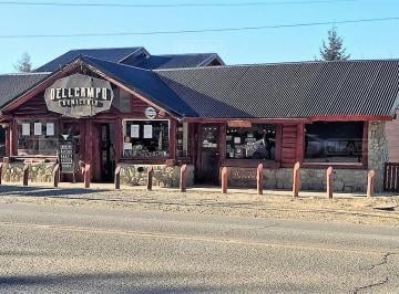 Local comercial · 405m² · 2 Cocheras · Local en Venta Ubicado en Melipal I, Bariloche