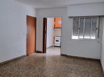 Departamento de 2 ambientes, Tres de Febrero · Departamento 2 Ambientes Amplio