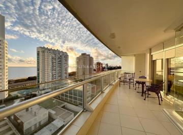 Foto1 · Apartamento en Venta de 2 Dorm. en Torre Season, Punta del Este.