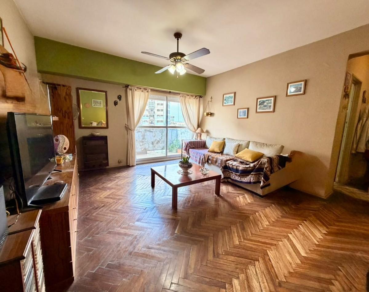 Depto 4 amb, 90m² muy luminoso y apto crédito — Villa Primera