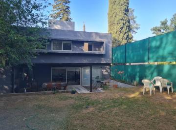Casa · 170m² · 4 Ambientes · 2 Cocheras · Casa en Venta Barrio Quintas de Warcalde en Villa Warcalde