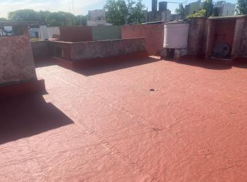 PH de 3 ambientes, Morón · PH 3amb por Escalera Entrada Independiente Patio y Terraza