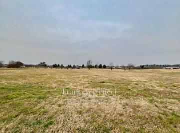 Terreno · 2000m² · Lotes en Venta en Barrio Privado Everlinks Lujan
