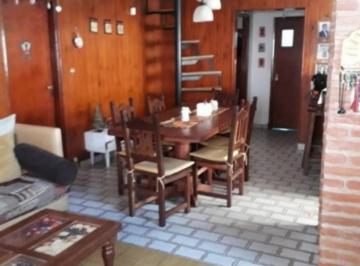 PH · 160m² · 5 Ambientes · PH de 5 Ambientes con Parque y Quincho