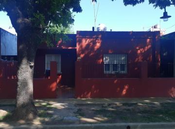 Casa · 90m² · 4 Ambientes · Casa de Cuatros Ambientes