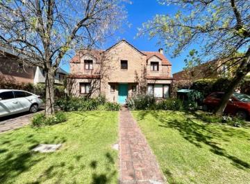 Casa de 6 ambientes, Pilar · Casa en Venta Bc. El Molino - Lote Central - 4 Dorm.