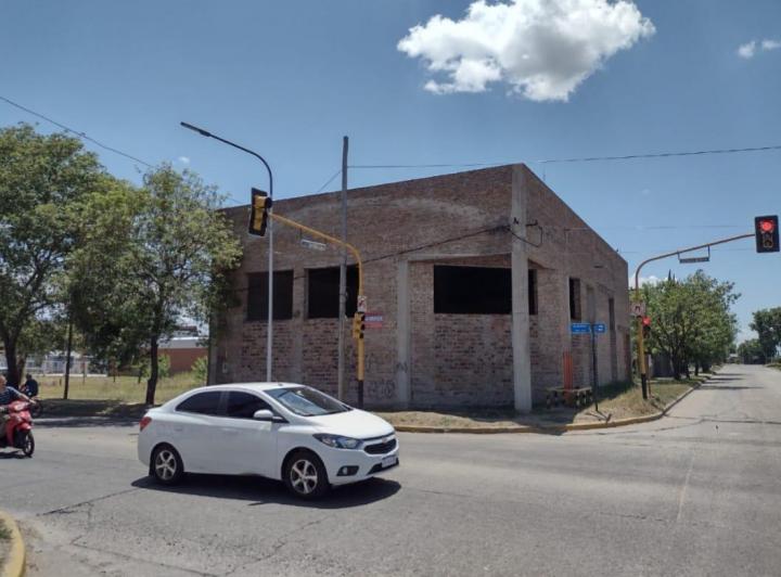 Local comercial · 300m²