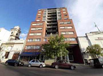 Departamento · 50m² · 2 Ambientes · 1 Cochera · Departamento 2 Ambientes de Categoría con Cochera en Morón Centro