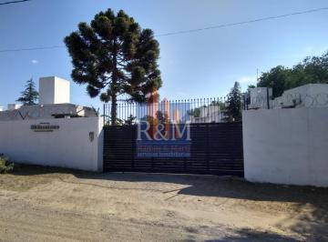 Casa · 75m² · 5 Ambientes · 1 Cochera · Villa Allende: Casa 2d Housing El Remanso