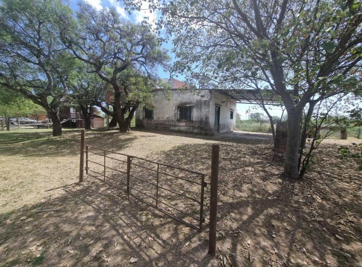 Terreno · 831m² · 3 Ambientes · 1 Cochera