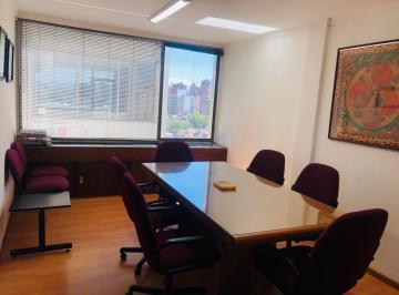 Sala de reuniones · Hermosa Oficina Amoblada a Tres Cuadras de Tribunales