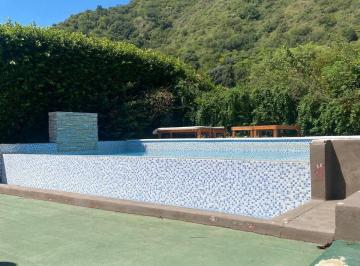Casa de 8 ambientes, Villa Carlos Paz · Casa Grande con Vista Pileta Climatizada Mejor Barrio