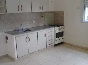 Departamento de 1 ambiente, Lanús · Alquiler de Departamento 2 Ambientes Al Frente S/expensas