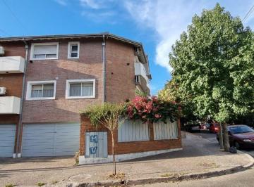 Casa · 150m² · 4 Ambientes · 2 Cocheras · En Venta en Ciudad Jardin: Excelente Triplex 4 Ambientes 3 Baños Garage 2 Autos Play Room Venta Inm