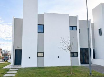 Casa de 3 ambientes, Córdoba · Se Vende Dúplex Premium de 3 Dorm. Barrio San Ignacio Village.